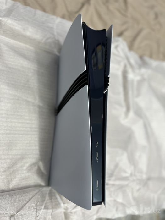Playstation 5 Pro 2TB 4K 120hz European Version (EU) Sony (orginal)