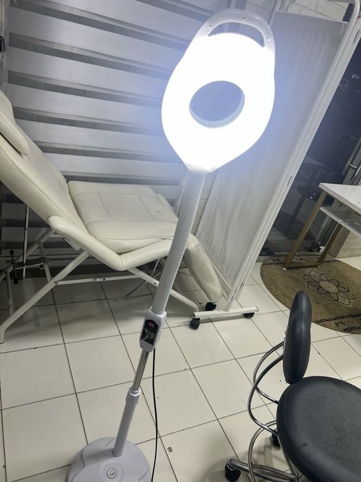 Salon lanpa sotiladi