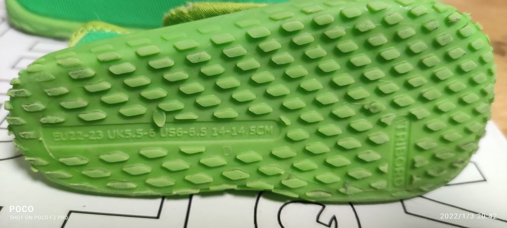 Sandale și adidași apă/piscină/plajă Nr.22-23