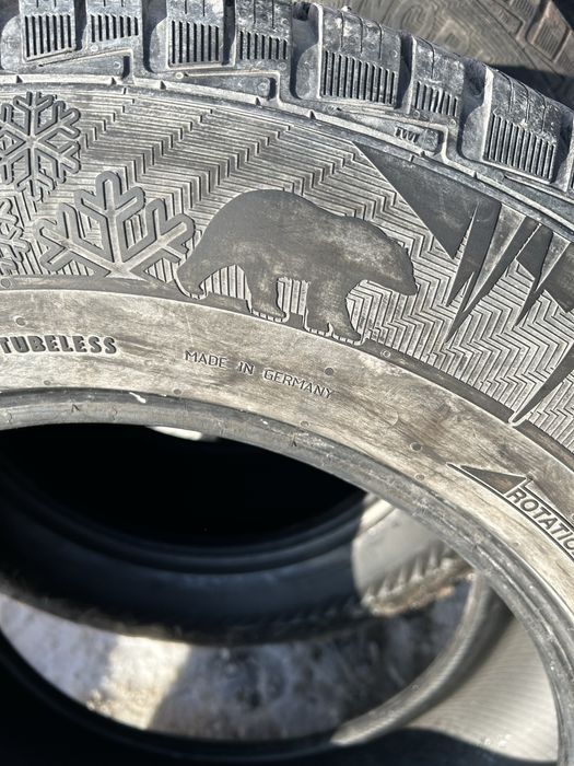 Продам шины стояли на прадо 120