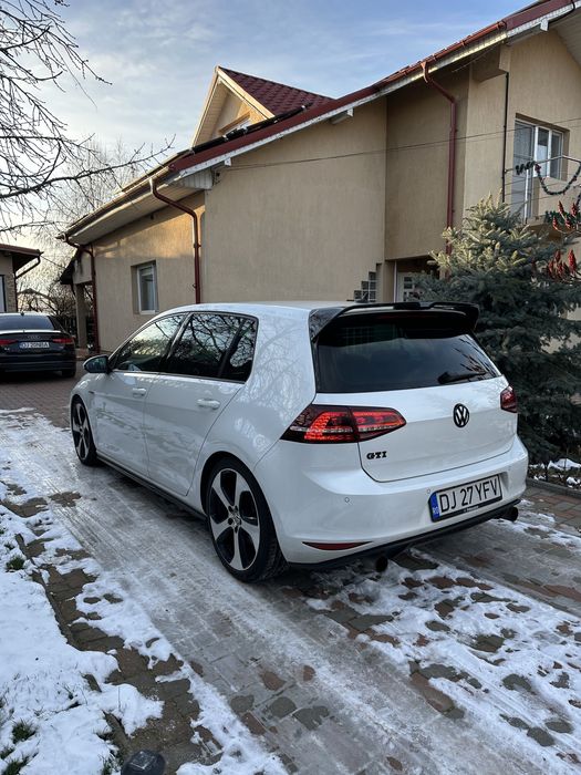 VOLKSWAGEN Golf 2015 — imagine 4