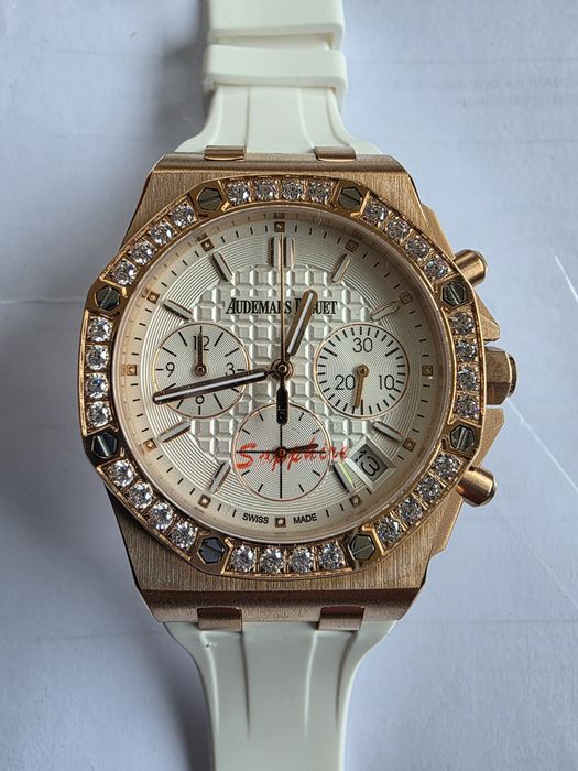 Дамски луксозен часовник Audemars Piguet 37 mm
Royal Oak Offshore 37mm in Rose Gold with Diamond Bez