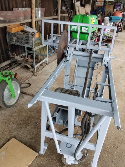 Циркуляр трифазен