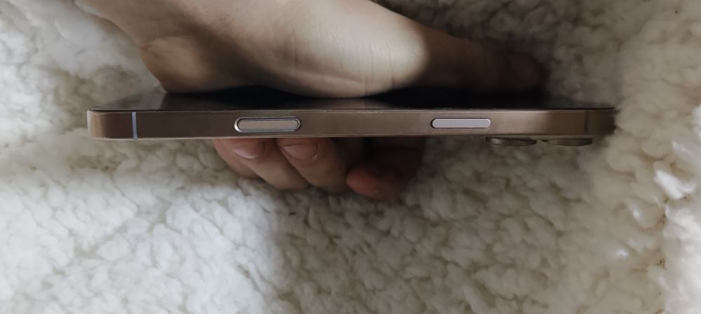 Айфон 16 про мах