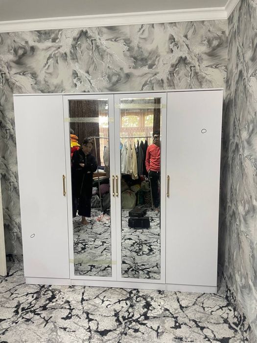 Shkaf aksiyada metri qarap natxlari uzgaradi