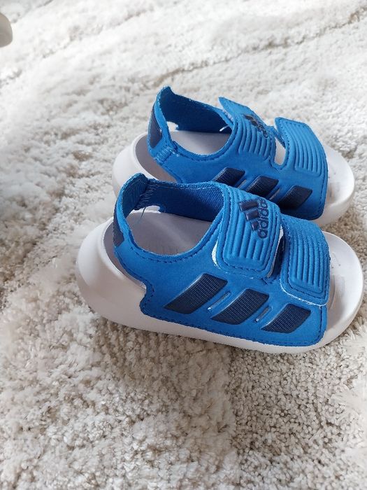 Детски обувки  (цената е за чифт)