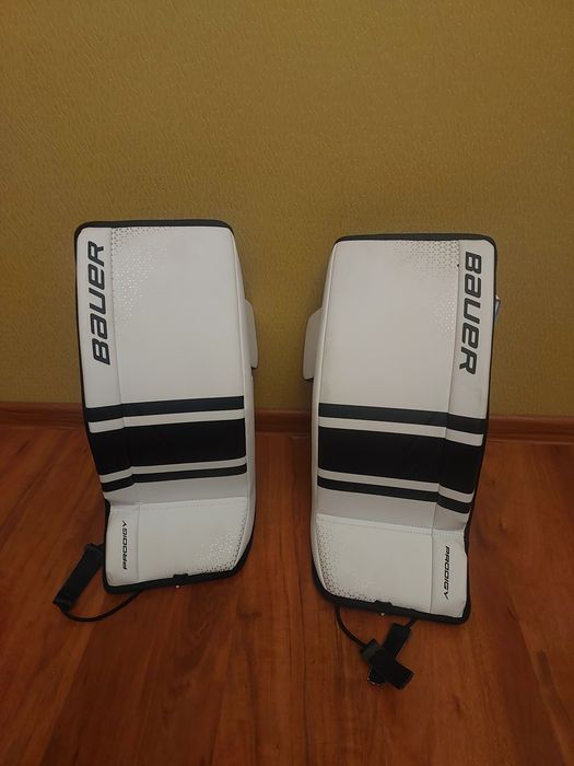 Хоккей вратарские щитки детские Bauer YTH