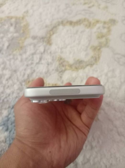 IPhone 17 pro max LL\A esim sotiladi