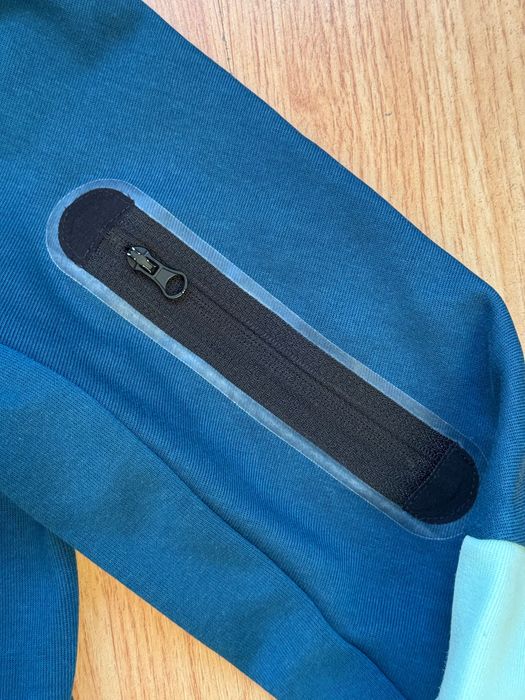 Nike Tech Fleece детски суитшърт