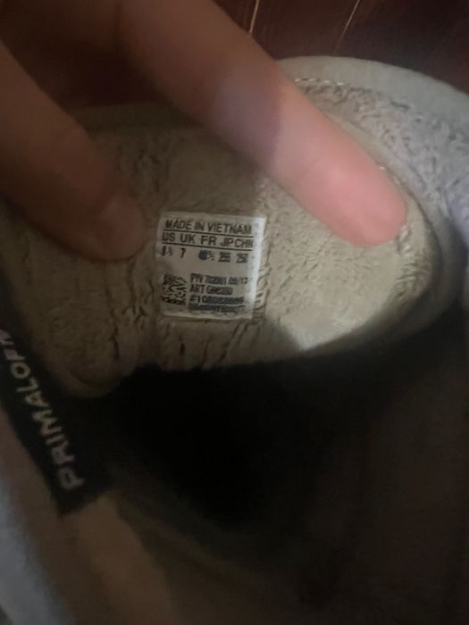 Ботуши Адидас купени от Англия