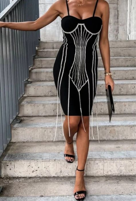 Продам платье новое