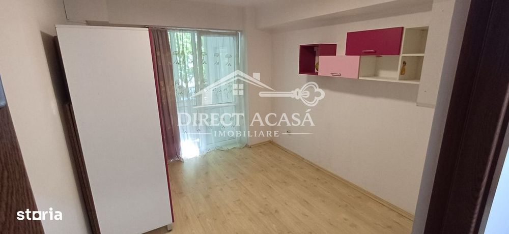 Apartament cu 3 camere de inchiriat-str Suceava-Cartierul Dambu
