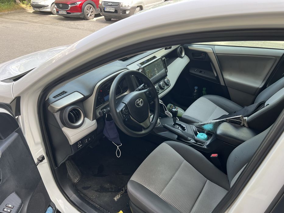 Тойота RAV 4 2,5XLE
