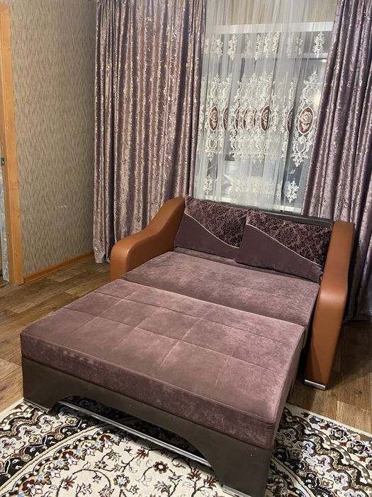 Продам симпатичный диван