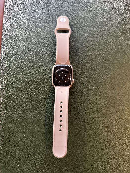 Самрт- часы Apple Watch series 8