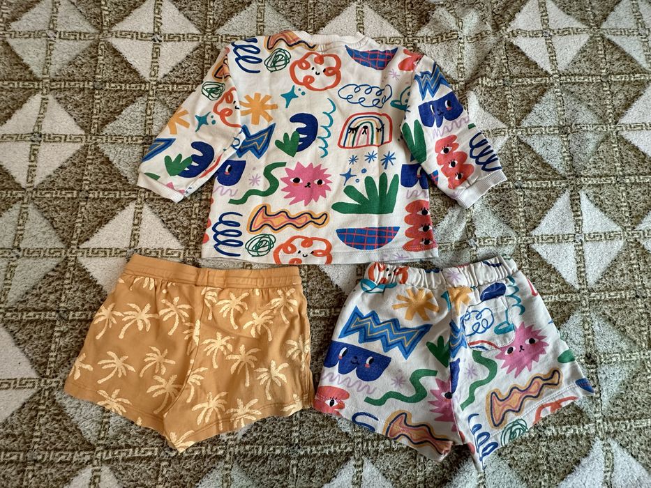 Set H&M bluza cu maneca lunga si 2 pantaloni scurti, unisex, 86 cm