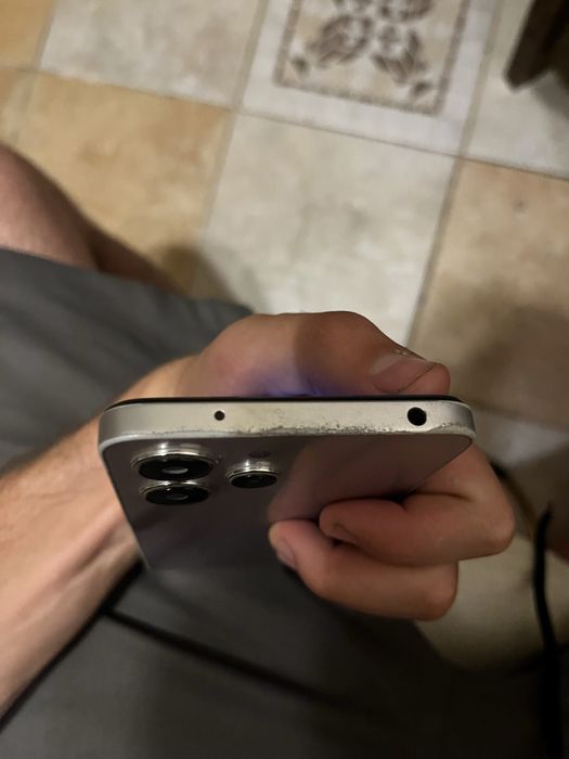 Продам Xiaomi Redmi 12
