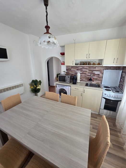 Продава се Къща в Мездра - 200 кв.м за 319 €/кв.м - Снимка #12