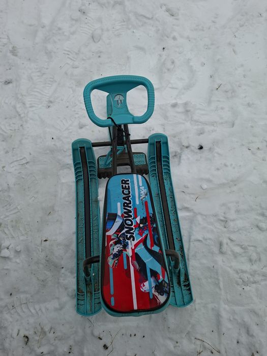 Продам снегокат в отличном состоянии