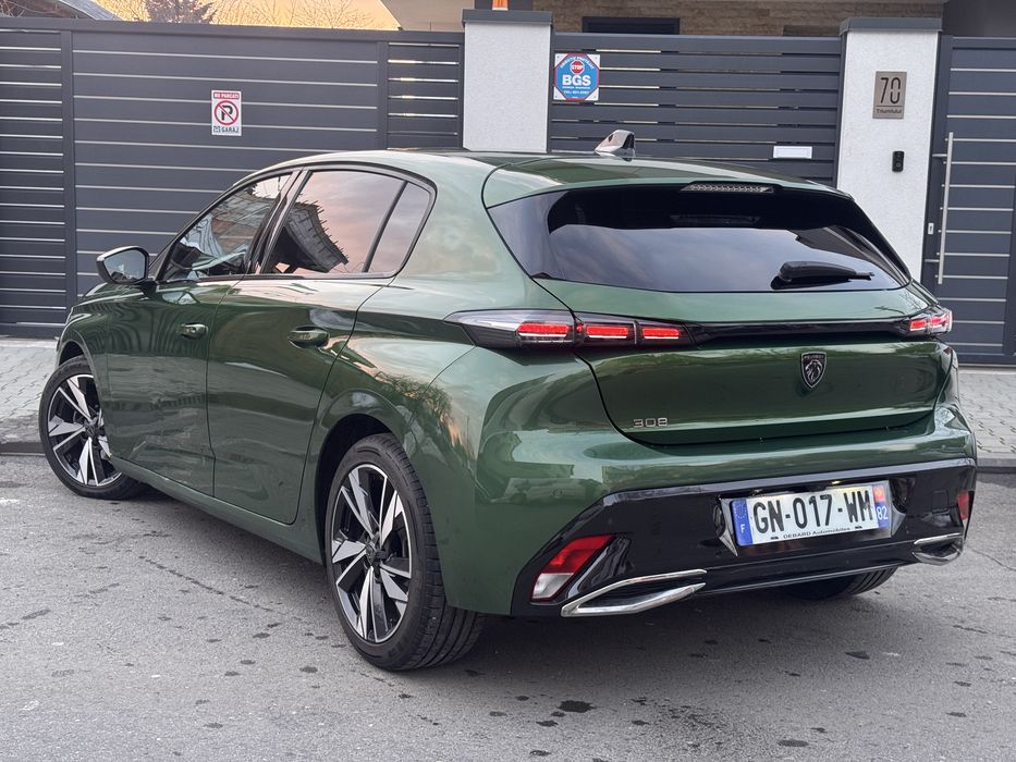 Peugeot 308 GT Line 1.2 Turbo Automata / Model Full vand sau schimb