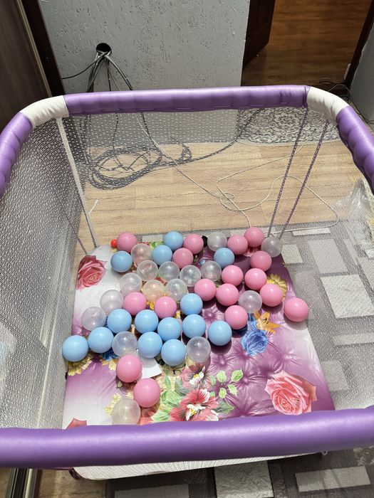 Продается детский игровой  манеж