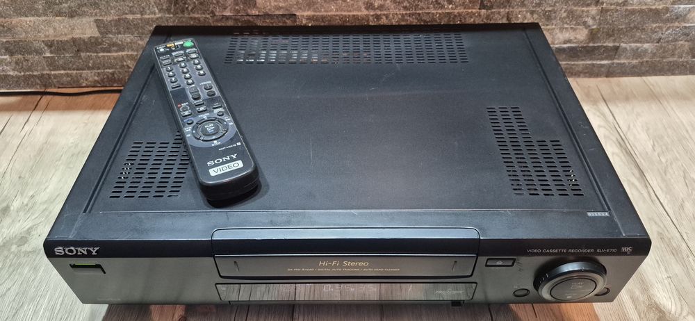 Vand  VHS   Video   Sony