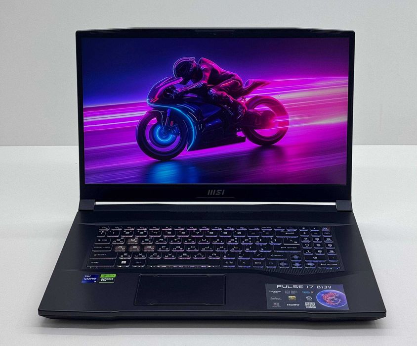 Msi Pluse 17 — i9 - 13900H / RTX 4070 8GB / DDR5 16GB /
