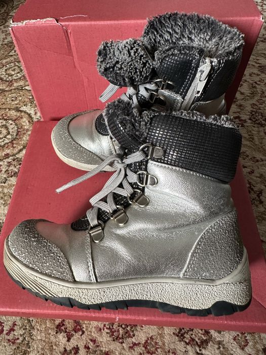 Продам зимние ботинки