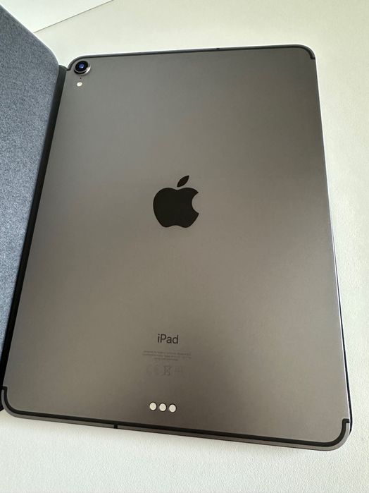 Apple iPad Pro 11 Inch (2019) 256 Gb WiFi+Cellular & Husa Noua