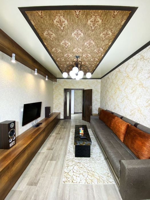 продам 3/1/5 своя, во дворе с магнитом