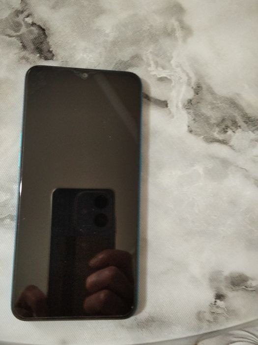 Продам смартфон OPPO A12