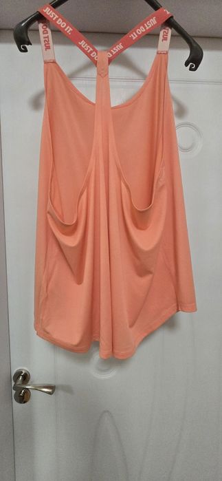 Дамско оригинално потниче.  Като ново.  Nike JUST DO IT