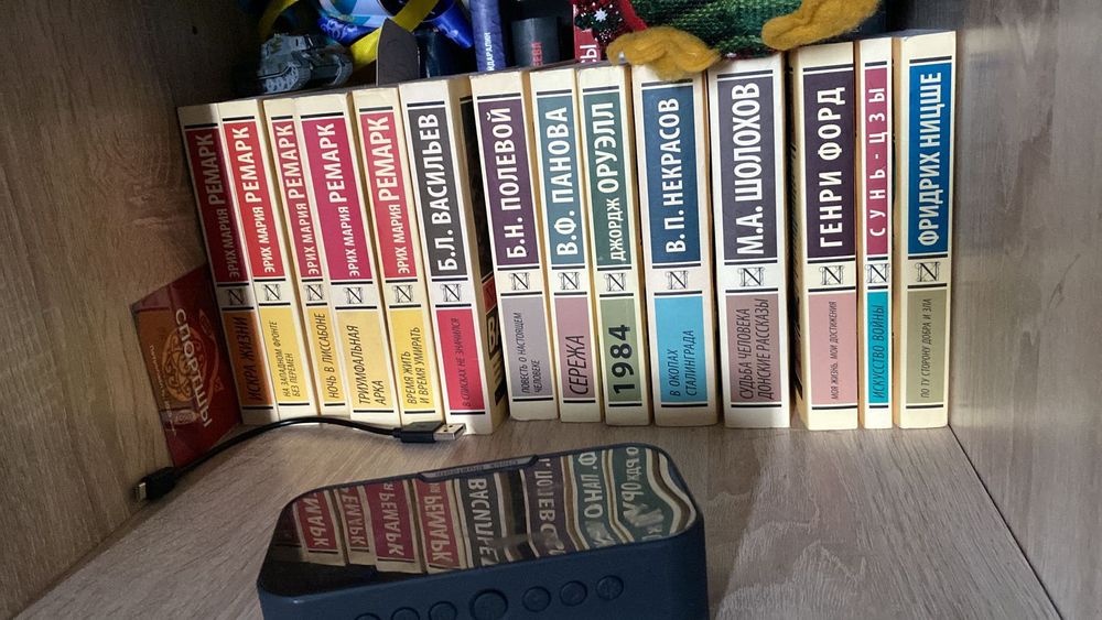 Продам книги срочно!!