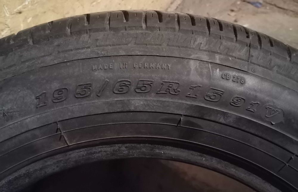 Продавам 2 броя летни гуми 195.65.15 на 1 сезон дот 2021 Dunlop