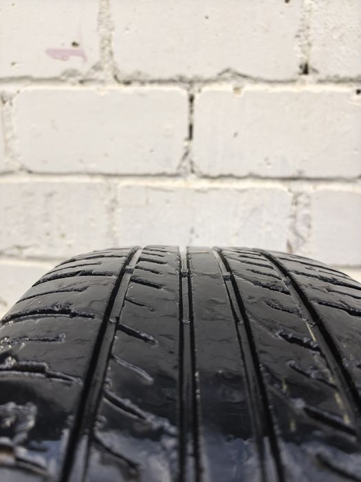 Продам шины 215/65/15 TRIANGLE.