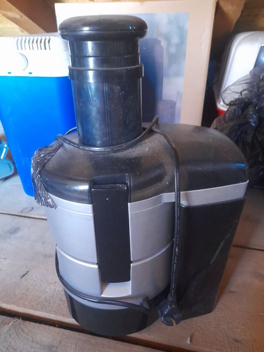 Storcător de fructe