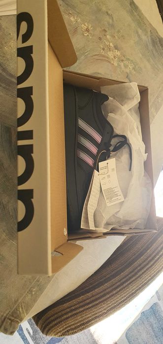 Маратонки adidas дамски номер 38 2/3