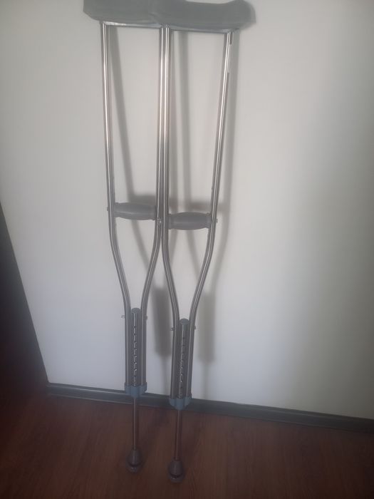 Продам костыли 2шт