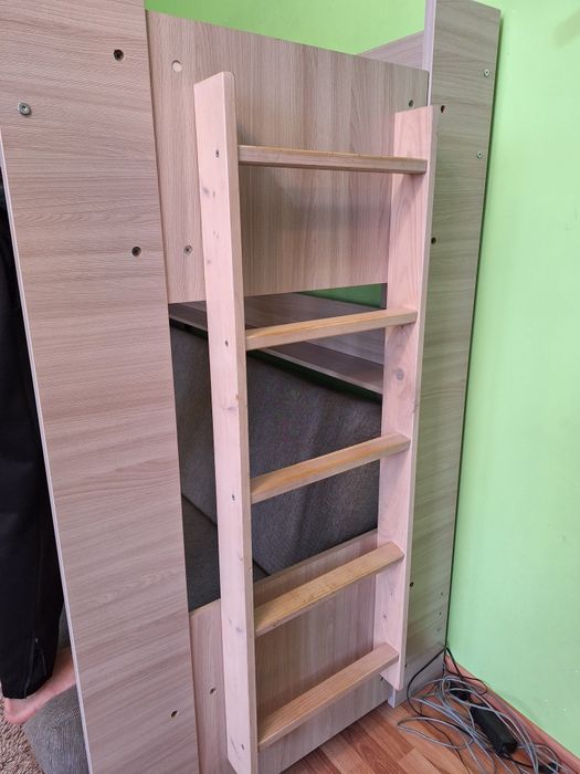 Продам двухярусная диван кравать