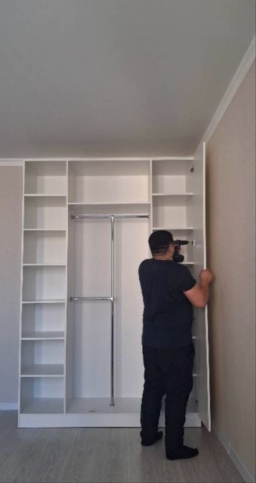 Продам большой шкаф