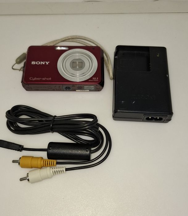 Sony Cyber-shot DSC-W180 компактен дигитален фотоапарат