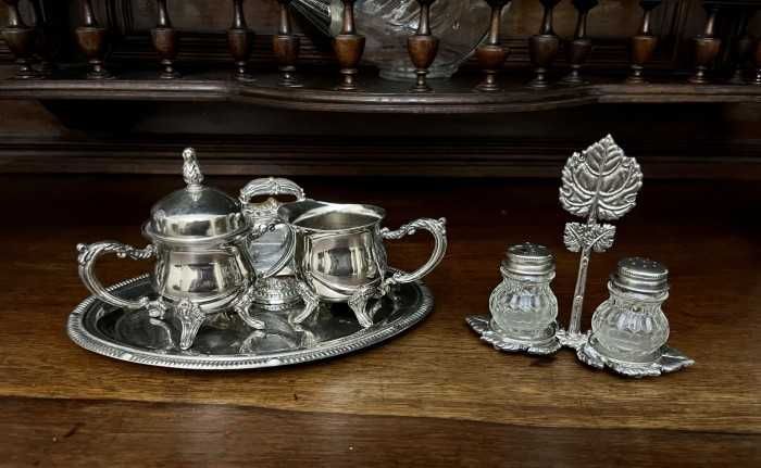 Deosebite decoratiuni argintate-ornamente in relief-Italia