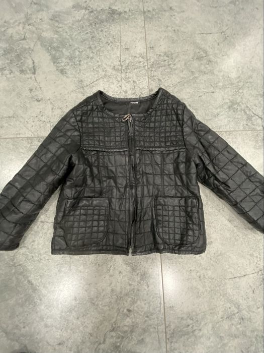 Продам детскую кожаную куртку