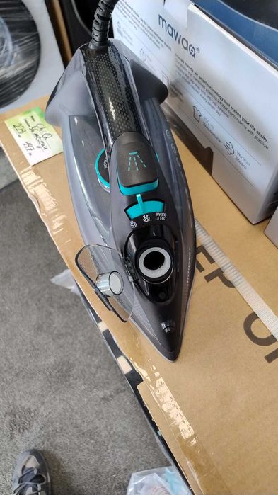 *НОВО* Чисто нова Ютия MAWAA MI2-2430-BK 2400 W с керамична плоча