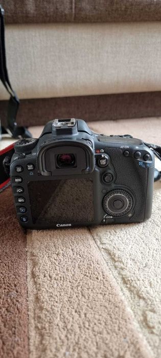 Продам фотоаппарат Canon