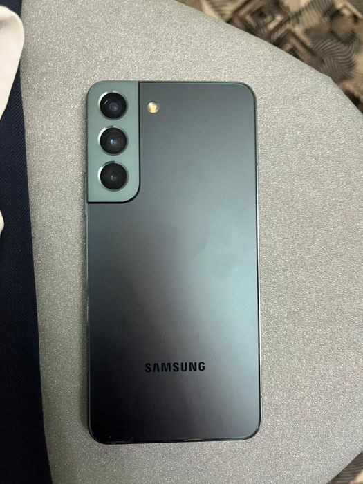 Samsung s22 продаю или обмен