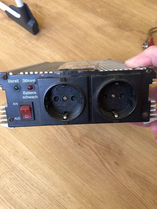 Invertor curent auto