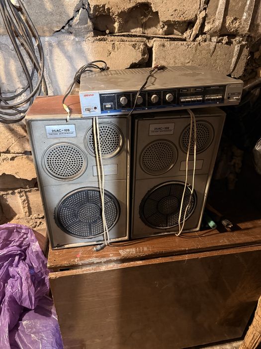 Усилитель ВЕГА , колонки 25АС