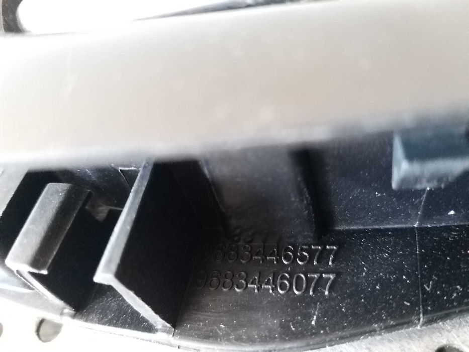 Maner interior usa dreapta fata citroen c3 picasso sh 9683446577 9683446077