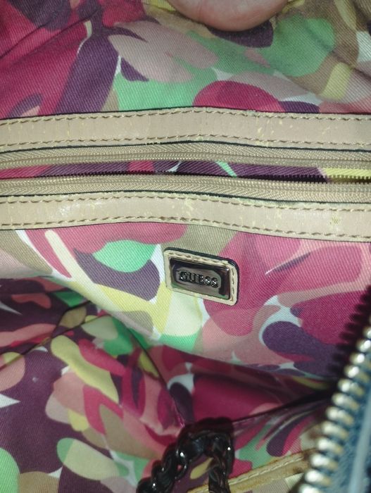 Guess дамска чанта